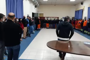 Empleados viales nacionales repudiaron el proyecto de "cesi�n gratuita" de la sede local