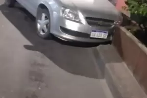 Accidente automovilstico en avenida Mariano Moreno