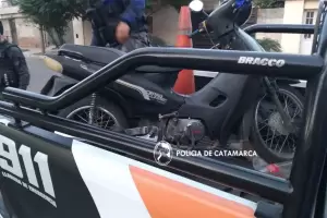Capital: encontraron abandonada una moto que haba sido robada