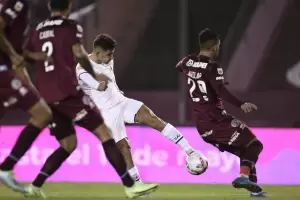 Independiente fue derrotado por Lan�s como visitante por 1 a 0