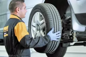 "El precio de los neumticos es una estafa absoluta", admiti el dueo de Fate