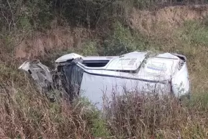 Vuelco con dos lesionados en Ruta n 9