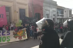 Marcharon por la detencin de un acusado de abuso