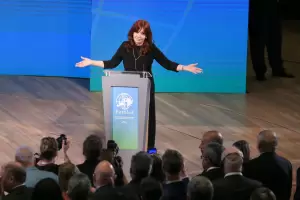 Despus de una semana caliente para la interna del Gobierno, Cristina reaparece en Chaco