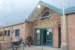 Agreda a su pareja y, para evitar ser detenido, se roci con alcohol