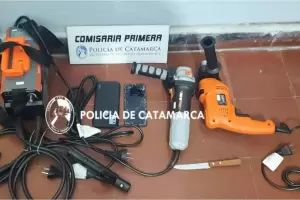 Se hizo pasar por un cliente, rob, huy en moto y fue detenido tras una persecucin