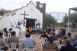 Mateada literaria sobre Esqui y su compromiso ciudadano en El Suncho