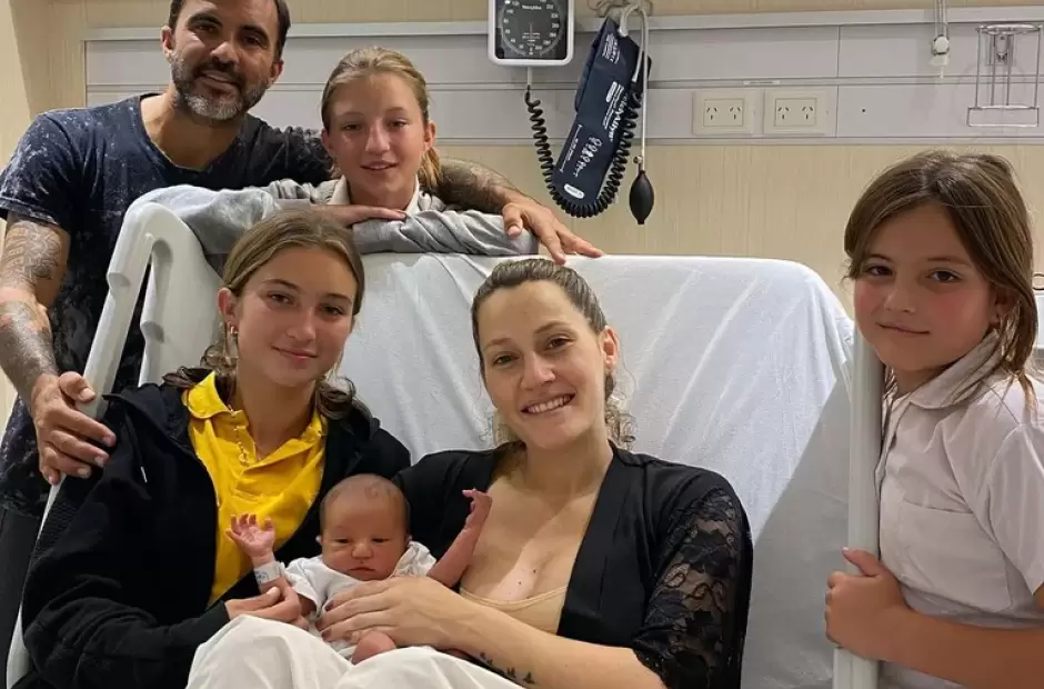 viciconte bebe hijas