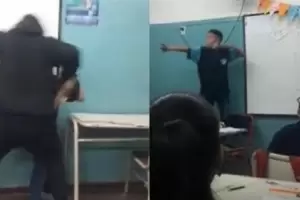 Crdoba: Un estudiante que sufre bullying golpe a su acosador en medio de una clase