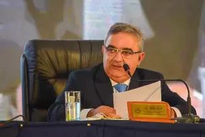 El Gobernador defendi a sus Ministros, habl de la oposicin y de la Reforma