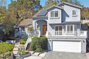 La casa donde Mark Zuckerberg cre Facebook ahora est a la venta por 5,3 millones de dlares