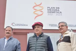 Julin Domnguez anunci aporte de ms de $400 millones para el Plan Ganadero provincial