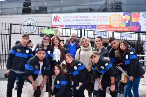 Alumnos de La Paz galardonados internacionalmente visitaron Buenos Aires
