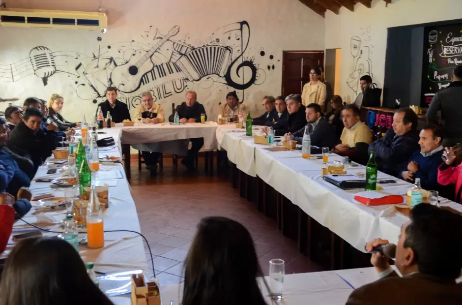 reunion con intendentes