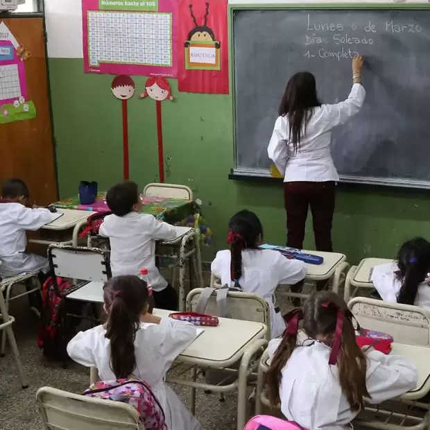 Apuesta a la calidad: el programa META llega a las escuelas de Catamarca