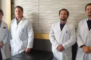 Logro mdico: una ciruga de 11 horas le permiti a una mujer volver a comer y hablar