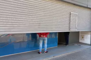 Inspeccionan las oficinas de la financiera RT Inversiones