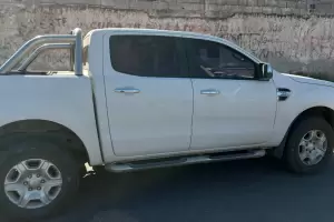 Robaron una camioneta con ms de un milln de pesos y no se enteraron hasta que los detuvo la polica