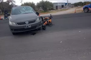 Grave siniestro vial en Avenida de Circunvalacin