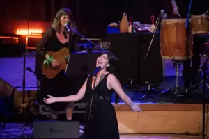 Itat, unas de las voces argentinas que particip de la Pea de las Flores