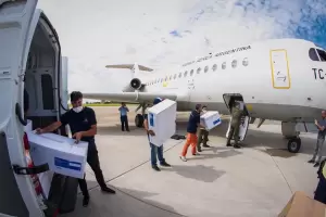 Coronavirus: env�an respiradores e insumos sanitarios a provincias del NOA y NEA