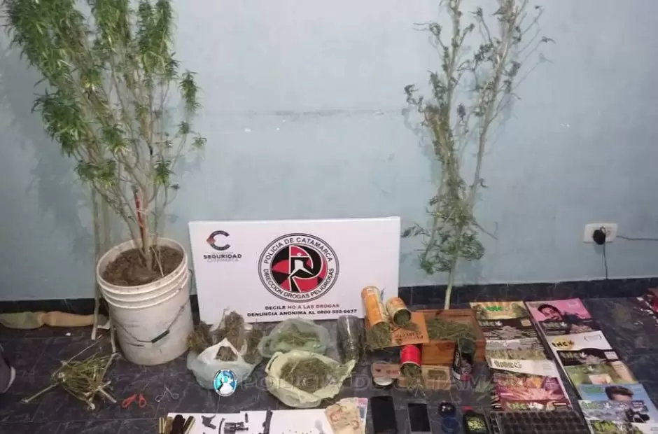 Detienen a una pareja y secuestran un arma de fuego y droga