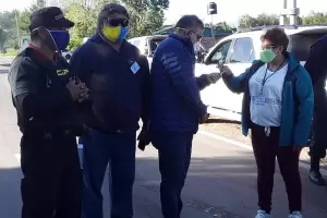 Jalil durante su visita a Los Altos eval�a las medidas adoptadas por el coronavirus