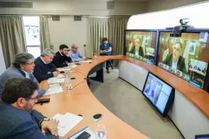 El Presidente dialog� por videoconferencia con intendentes de todo el pa�s