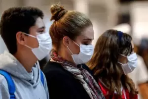 Confirmaron ocho muertes por coronavirus y 90 casos nuevos en el pa�s