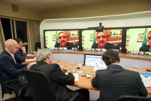 Alberto Fern�ndez recibi� respaldo de gobernadores para la continuidad de la curentena administrada