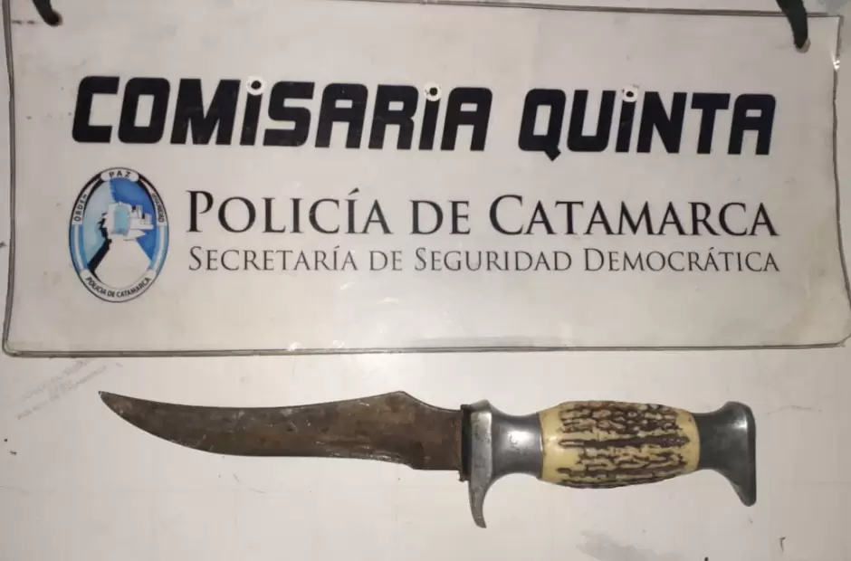 El cuchillo (foto) con el que el ladr�n intent� robar.