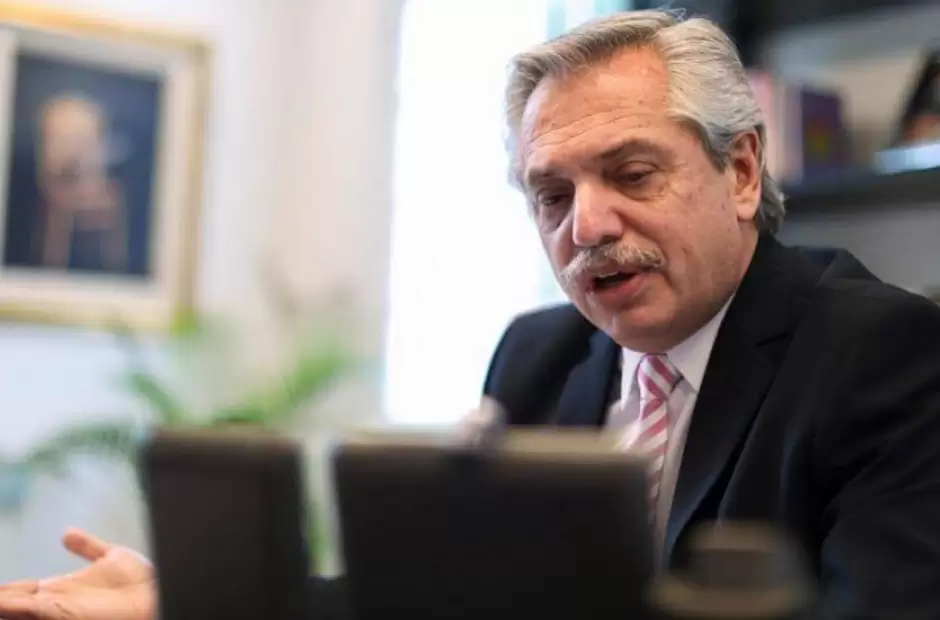 El Presidente Fern�ndez y la comunicaci�n con su par uruguayo.