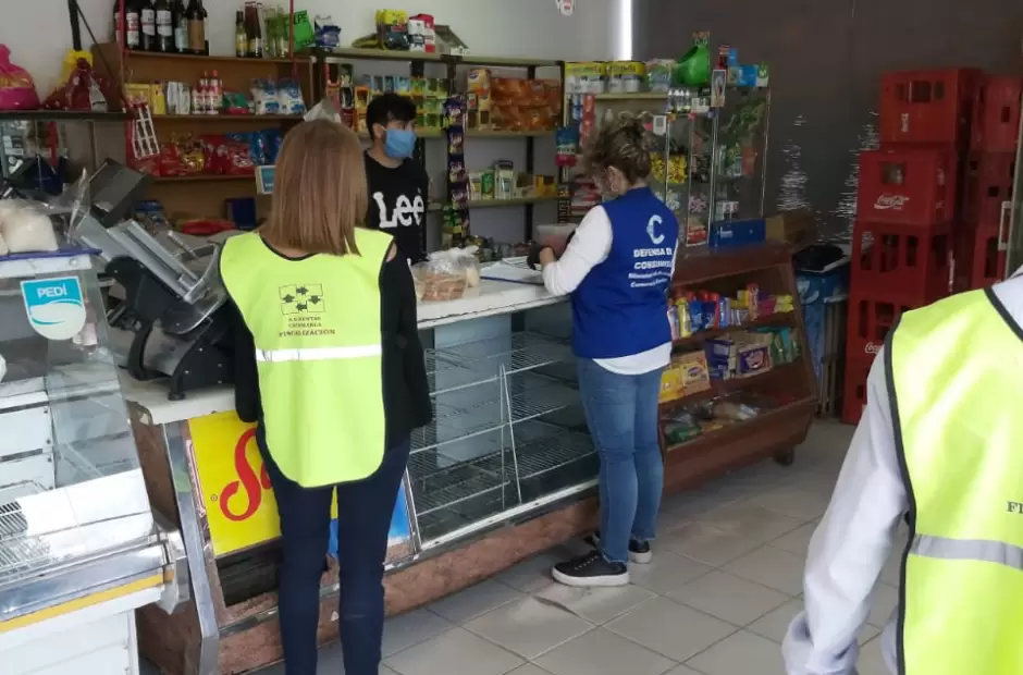 Se profundizan los controles en las distribuidoras y comercios.