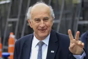 Parrilli contra Milei: "Tiene miedo de perder como Macri en 2019"