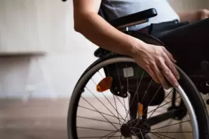 Repudian al gobierno por el uso de lenguaje discriminatorio en el CUD