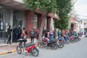 El Gobierno ratific que seguirn los pagos de IFE y ATP