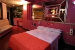 Robaron en un motel alojamiento