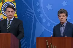 Renunci Nelson Teich, el ministro de Salud, por diferencias con Jair Bolsonaro