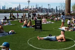 C�mo funcionan las 'plazas de estacionamiento humanas' en los parques de New York