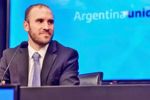 La Argentina entrar hoy en default, pero sigue negociando y enmendar su oferta a los bonistas