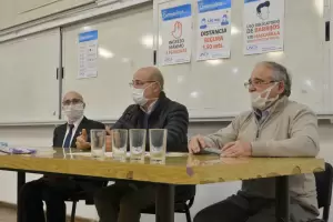 Capacitan sobre medidas sanitarias para ingreso a la UNCA