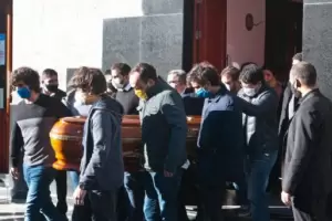 Evelina Fiani, madre del gobernador Ral Jalil, recibi cristiana sepultura