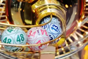 Resultado del sorteo nocturno: a la cabeza sali piedras