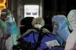 Confirmaron 949 contagios y 14 muertes por coronavirus