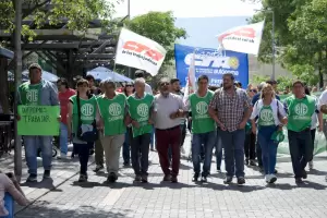 Gremios reclaman a Jalil por el envo de la Reforma Laboral