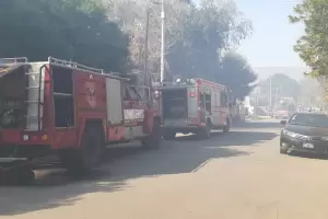 Importante incendio en Valle Viejo: bomberos lograron controlar el siniestro