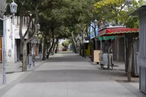 Comenz a regir por 48 horas el confinamiento estricto: las actividades suspendidas