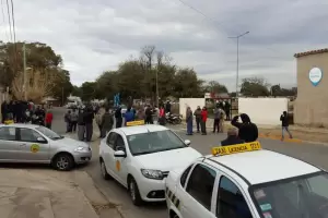 Taxistas solicitan ayuda econmica ante la cada de actividad por el aislamiento obligatorio