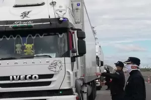 Advierten que es "imposible" que un camionero que ingrese a la provincia cumpla la cuarentena durante 14 d�as