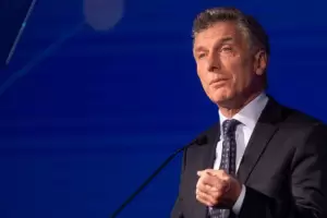 En plena cuarentena, Macri viaja hoy a Paraguay